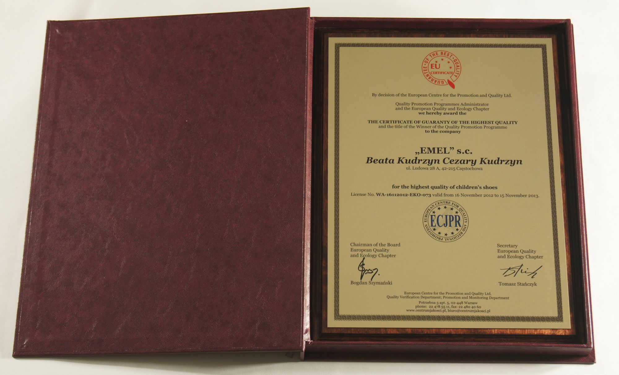Złoty dyplom dla marki Emel za najwyższą jakość obuwia