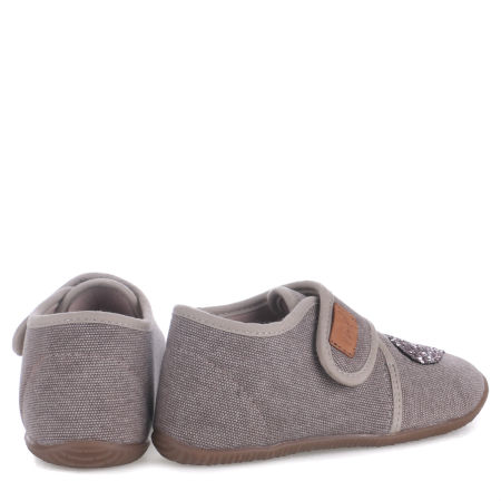Kapcie Barefoot dla dzieci szare z brokatowym serduszkiem zdjęcie 3
