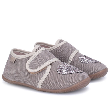 Kapcie Barefoot dla dzieci szare z brokatowym serduszkiem zdjęcie 1