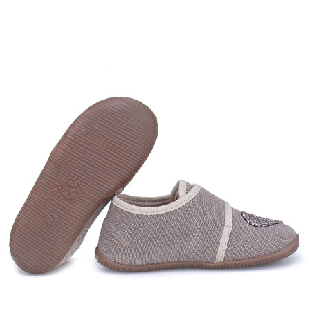 Kapcie Barefoot dla dzieci szare z brokatowym serduszkiem zdjęcie 2